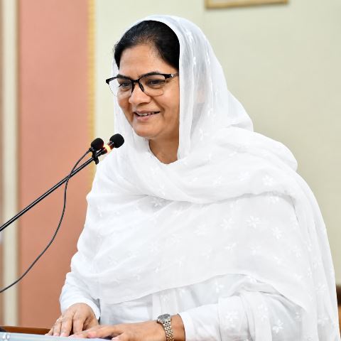 sr. zarina jamal
